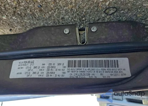 2018 Jeep Cherokee Latitude z USA, uszkodzony, nr VIN 1C4PJLCB5JD615390